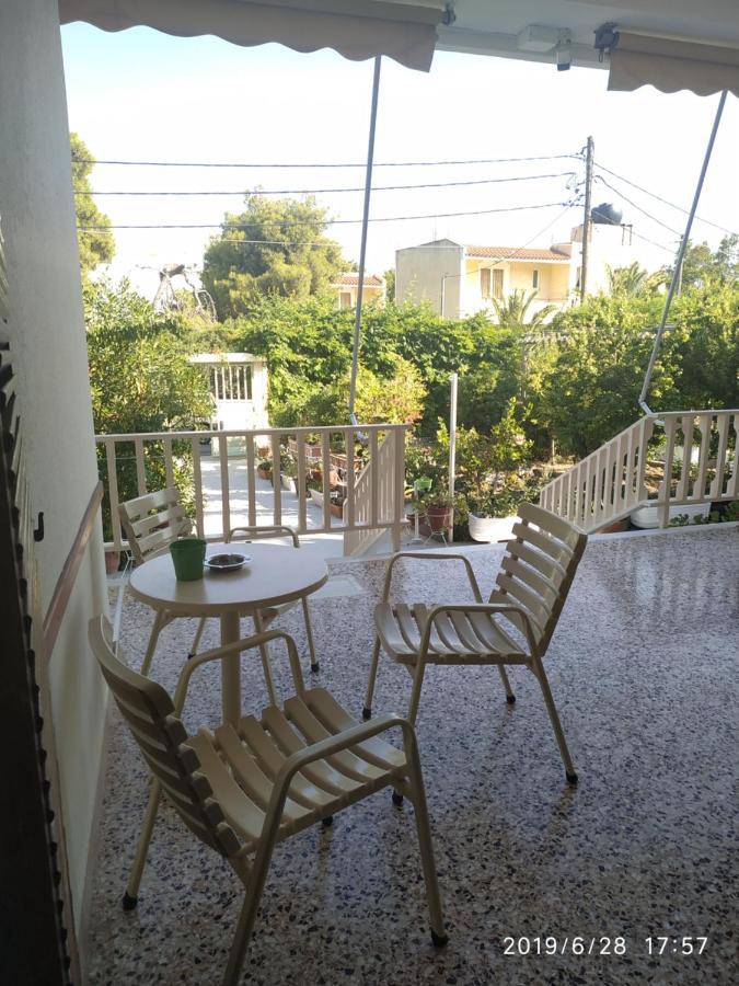 Finikas Rooms Agia Marina  Dış mekan fotoğraf
