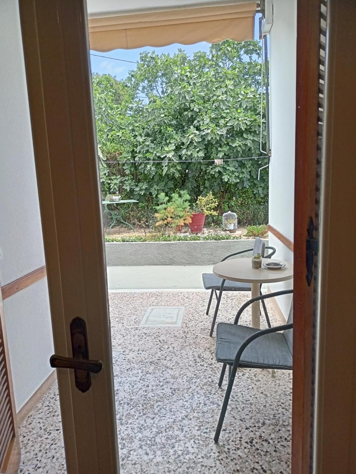Finikas Rooms Agia Marina  Oda fotoğraf