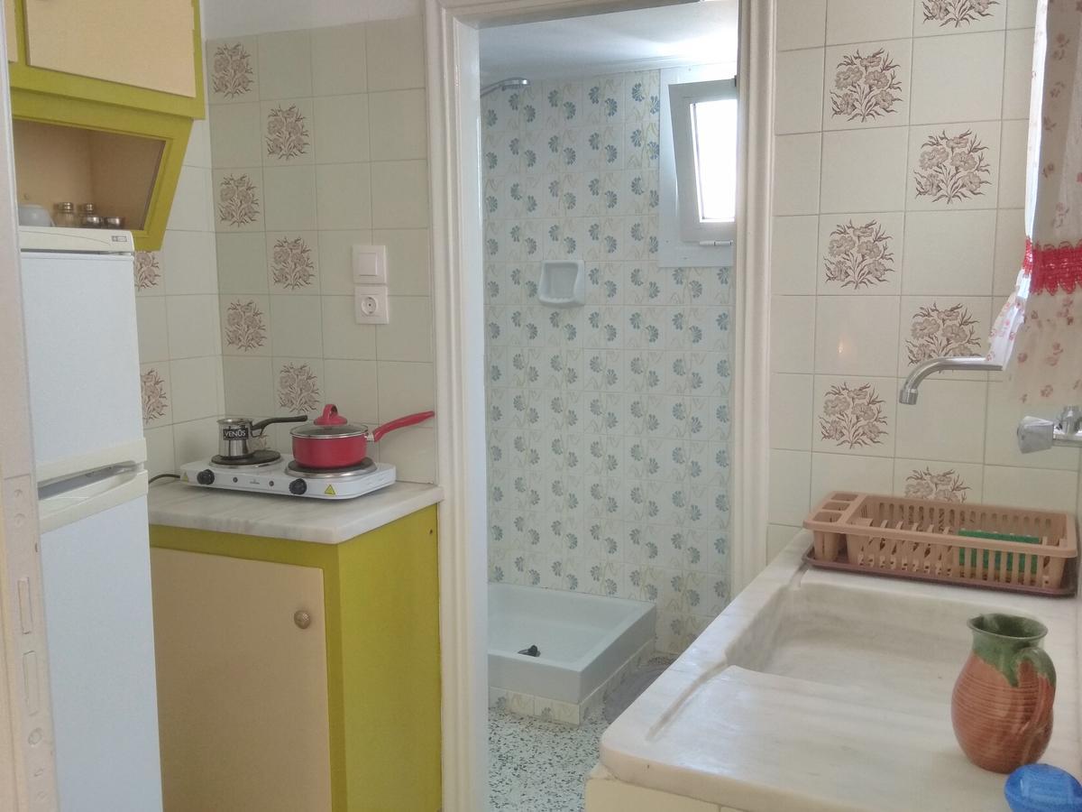 Finikas Rooms Agia Marina  Dış mekan fotoğraf